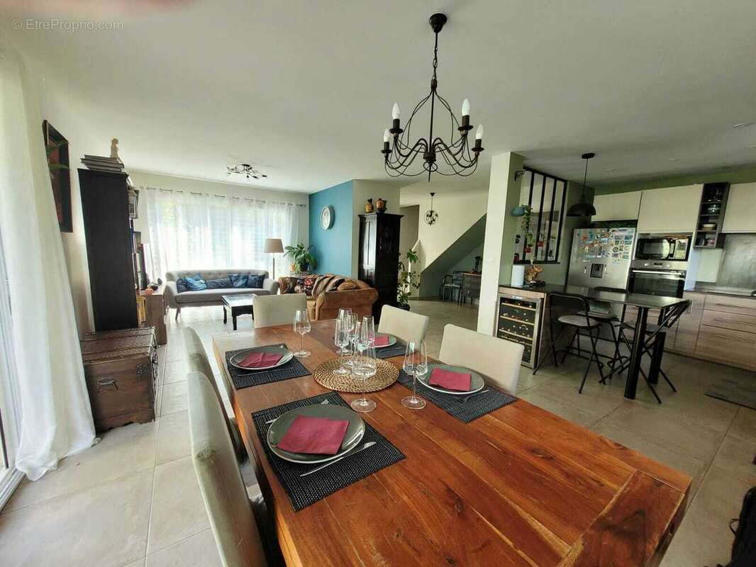 Piece de vie - Maison à MONTRABE