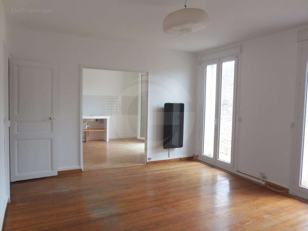 Appartement à LOUPIAN
