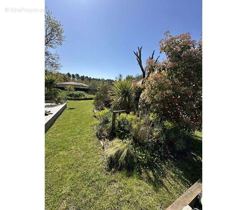 Maison à GRAYAN-ET-L&#039;HOPITAL