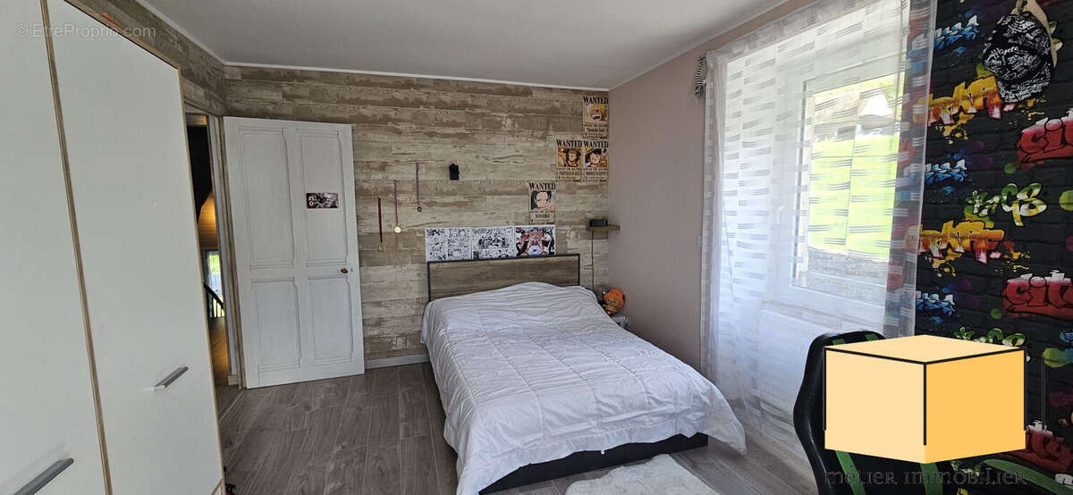 Maison à CHAMPAGNE-EN-VALROMEY