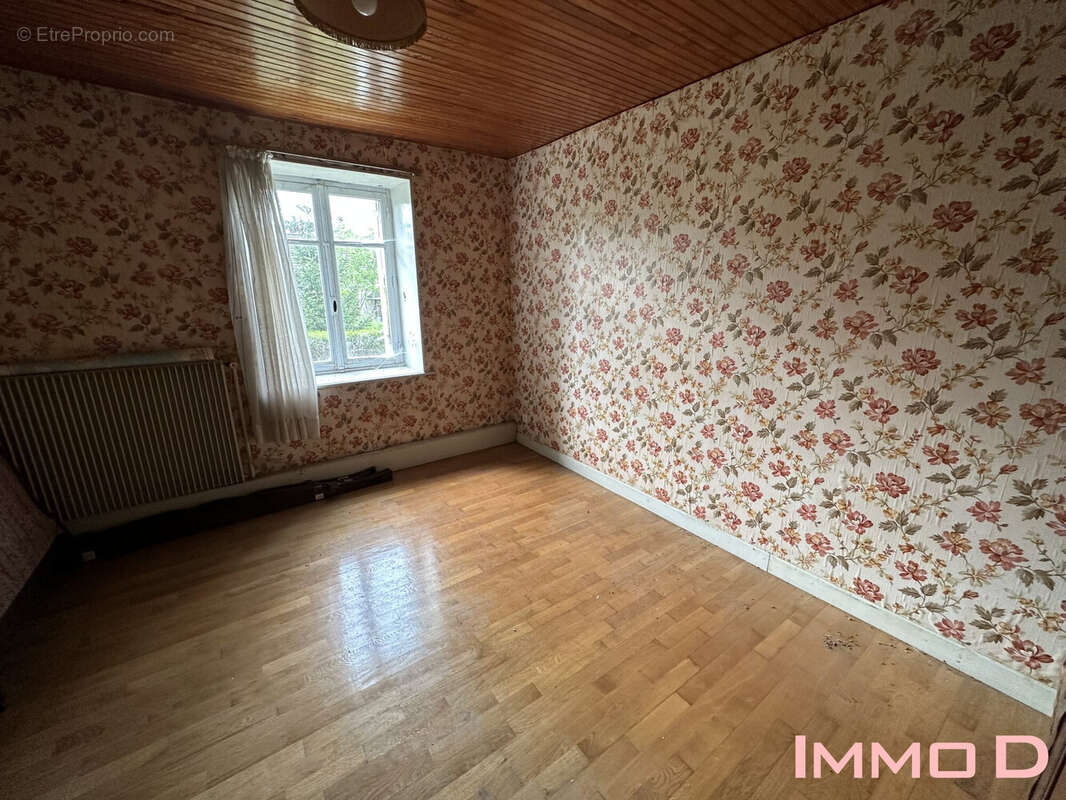 Maison à LIGNEVILLE