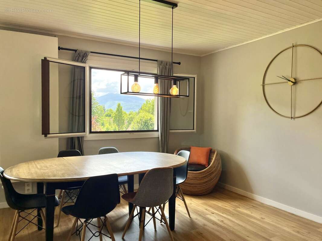 Appartement à ANNECY-LE-VIEUX