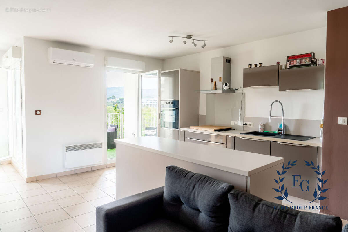 Appartement à MARSEILLE-13E
