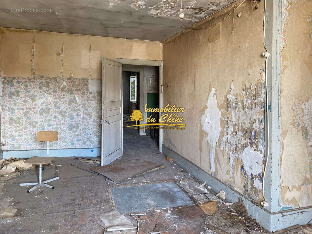 Maison à SAINT-LOUP-SUR-SEMOUSE