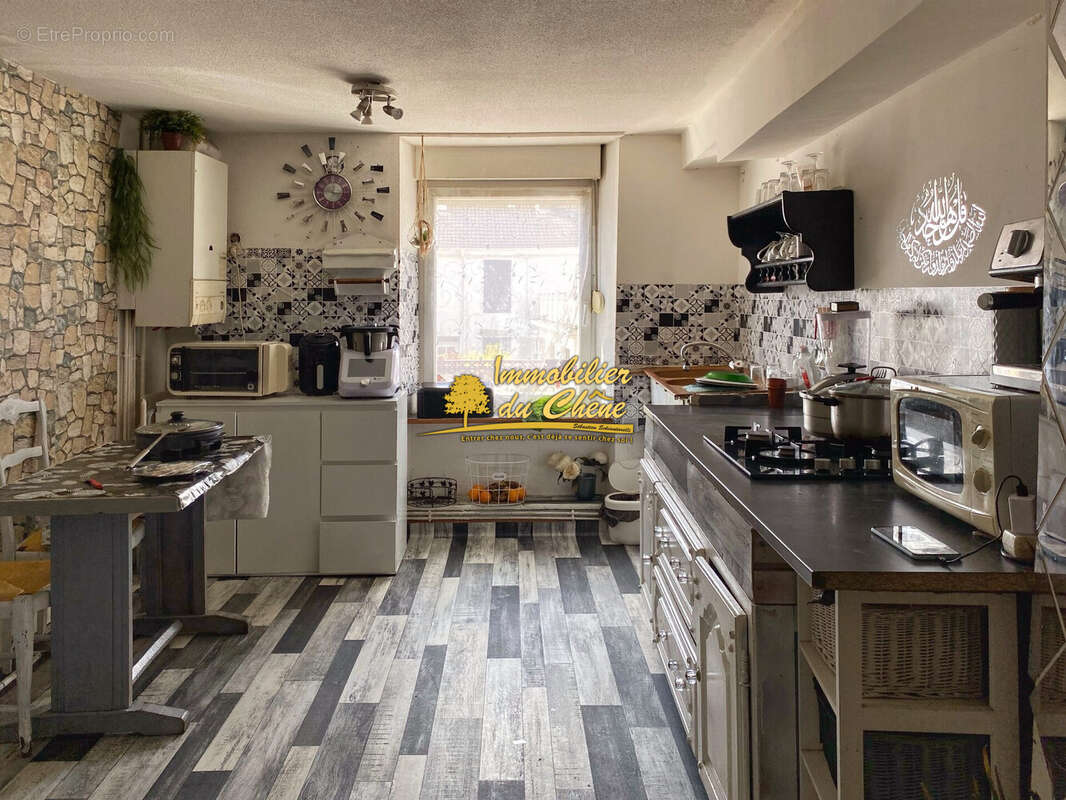 Maison à SAINT-LOUP-SUR-SEMOUSE