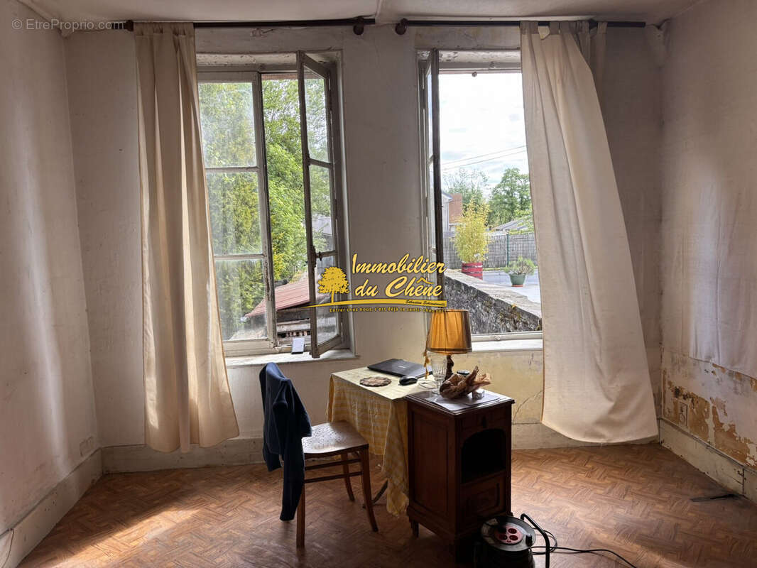 Appartement à LUXEUIL-LES-BAINS