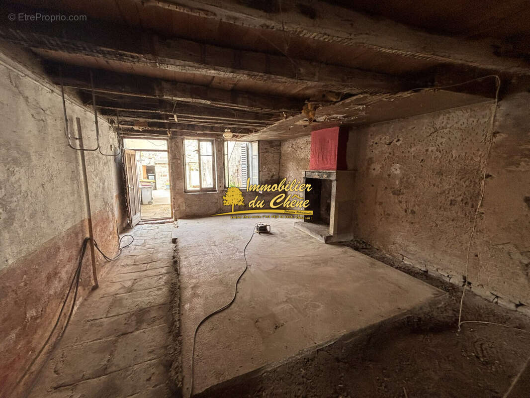 Appartement à LUXEUIL-LES-BAINS