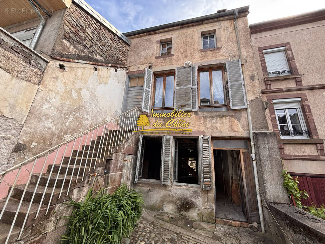Appartement à LUXEUIL-LES-BAINS