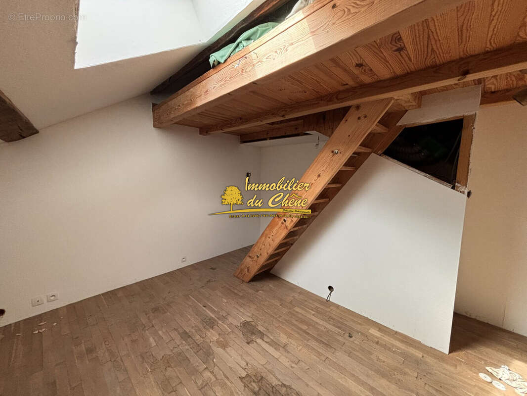 Appartement à LUXEUIL-LES-BAINS