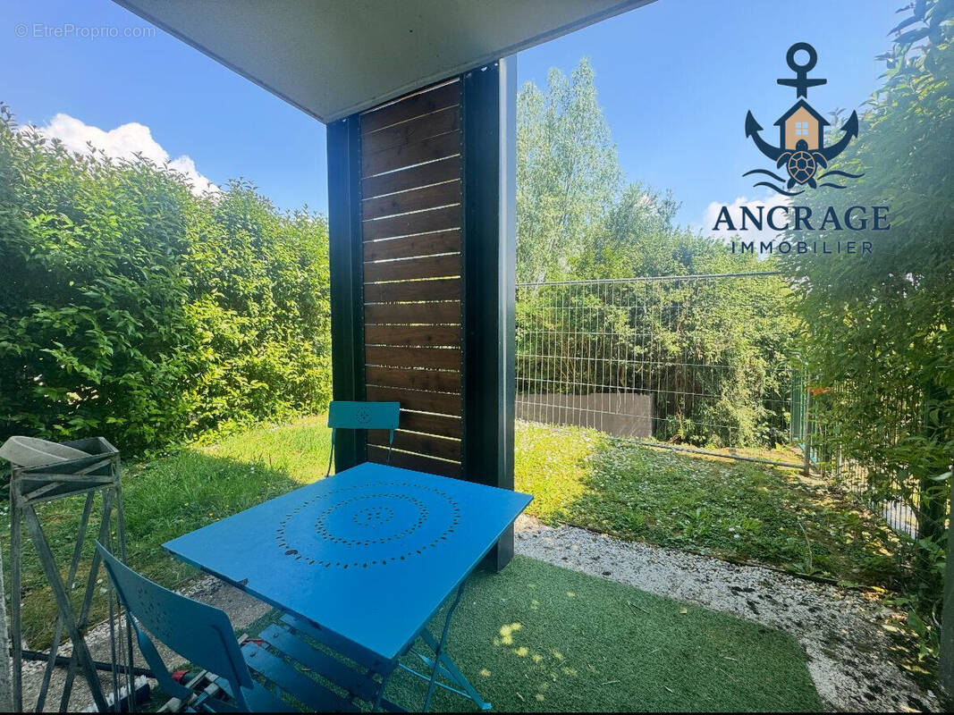 Appartement à LA RIVIERE-SAINT-SAUVEUR