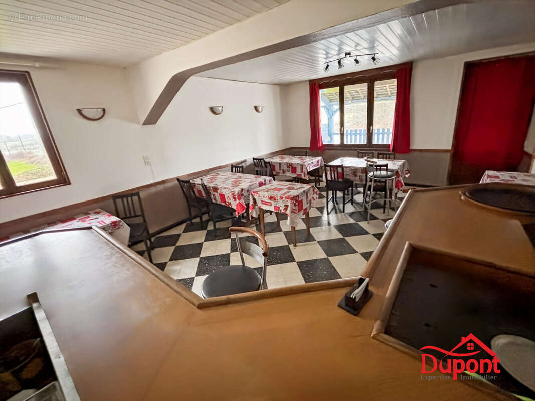 Appartement à NEUVILLE-LEZ-BEAULIEU