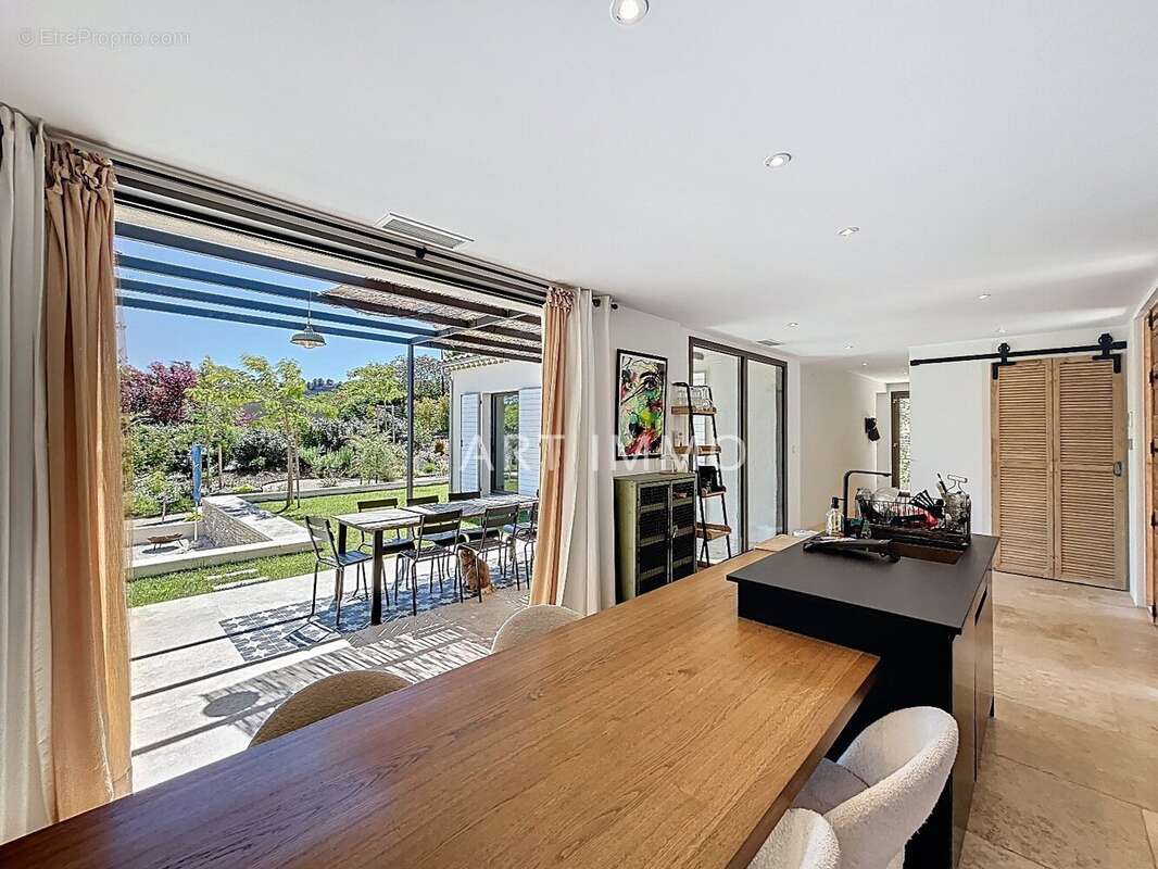 Maison à SAINT-PANTALEON