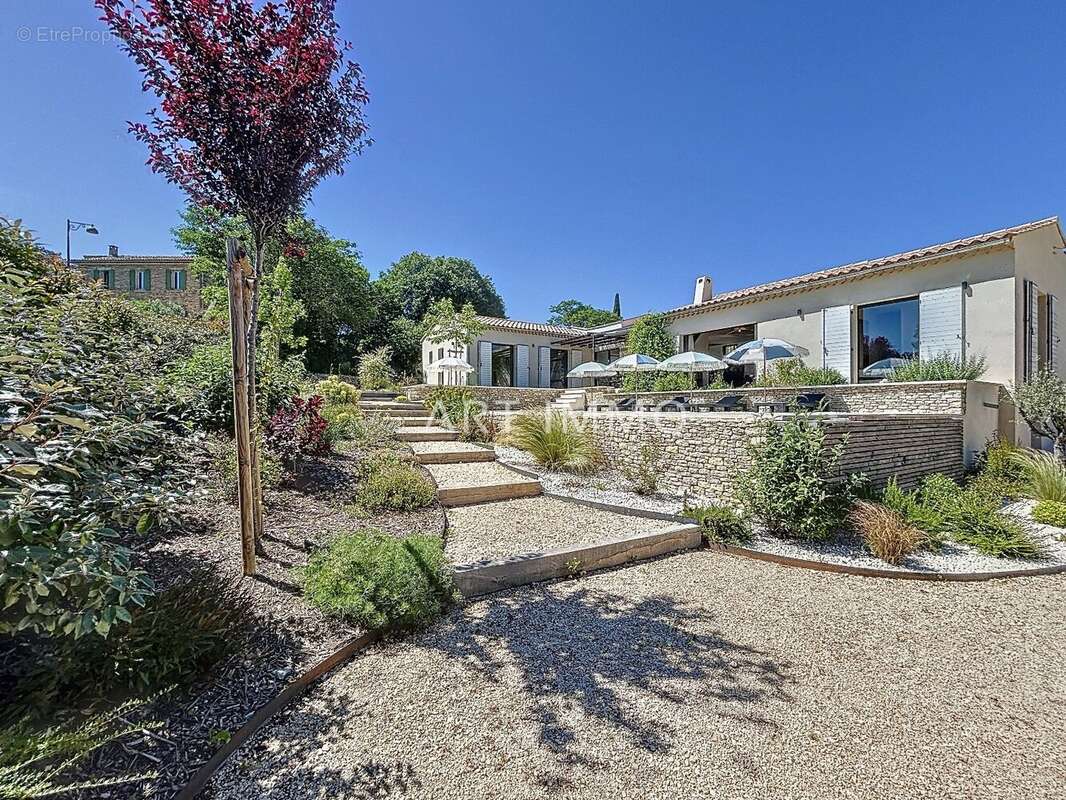 Maison à SAINT-PANTALEON