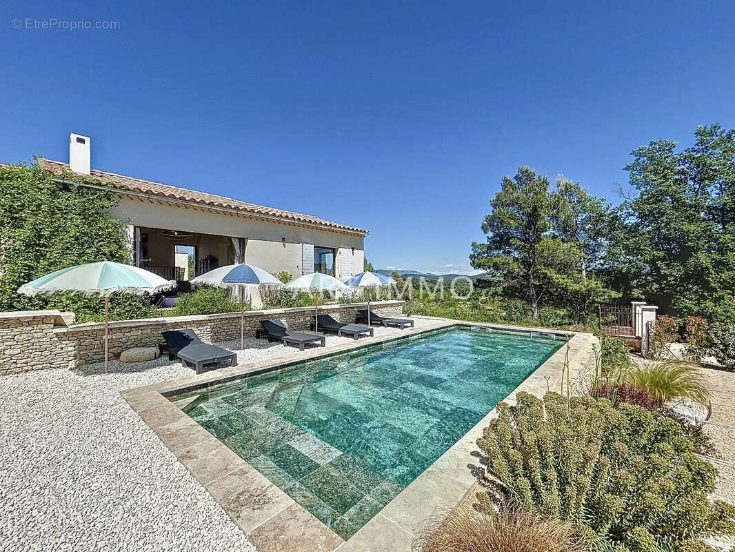 Maison à SAINT-PANTALEON