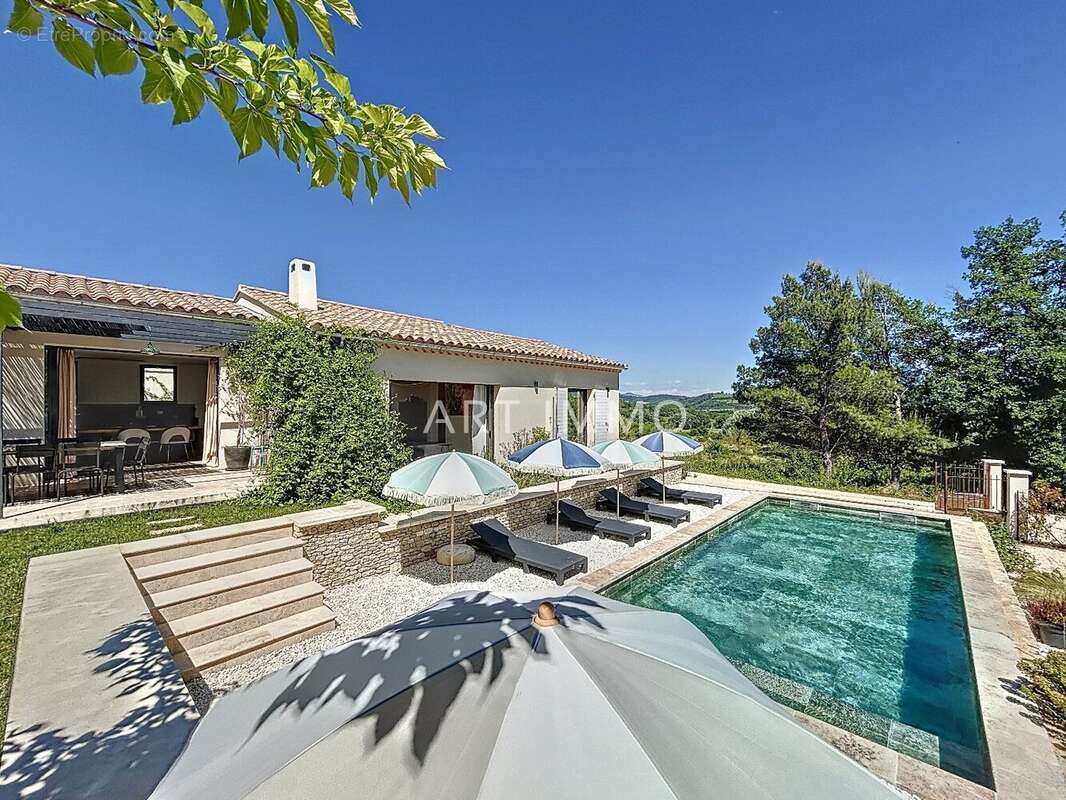 Maison à SAINT-PANTALEON