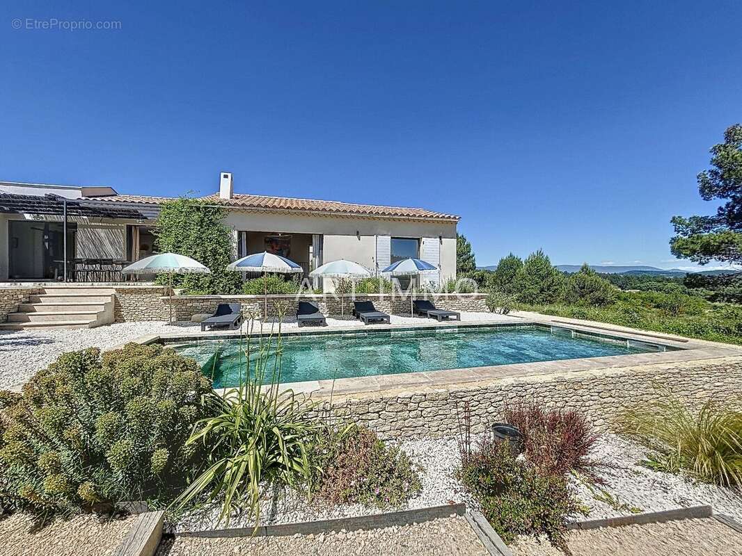 Maison à SAINT-PANTALEON