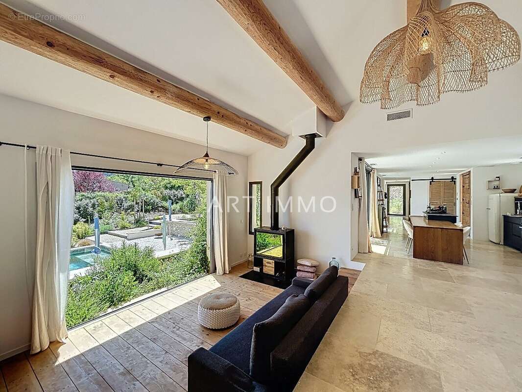 Maison à SAINT-PANTALEON