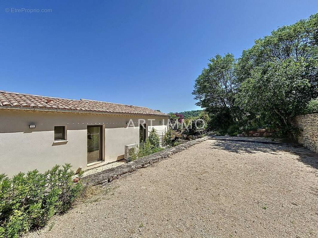 Maison à SAINT-PANTALEON