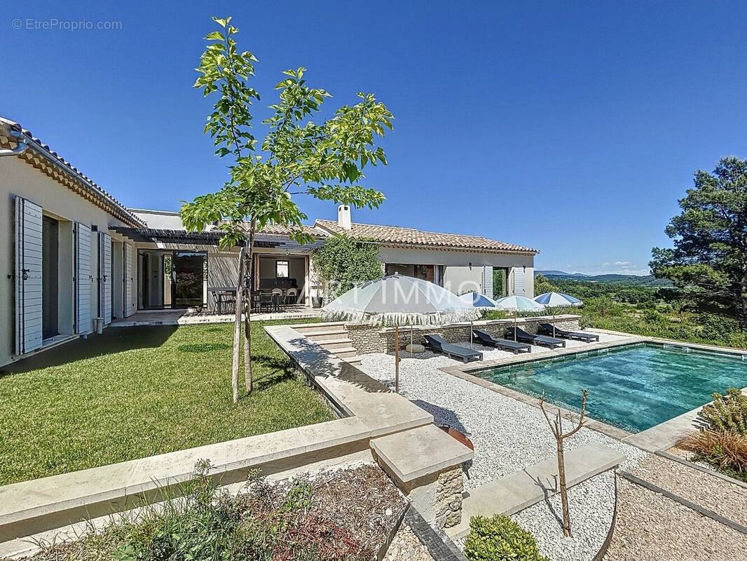 Maison à SAINT-PANTALEON