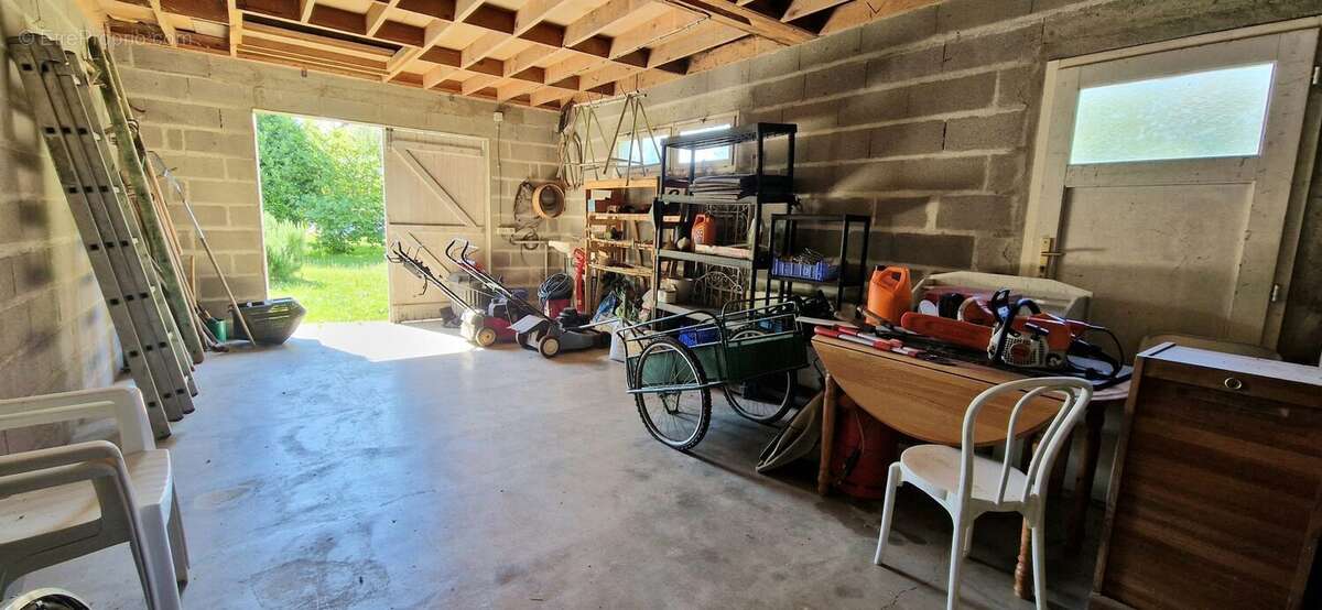 Maison à LA CHAUSSEE-SAINT-VICTOR