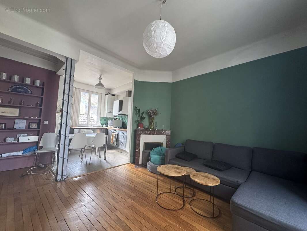 Appartement à MONTROUGE