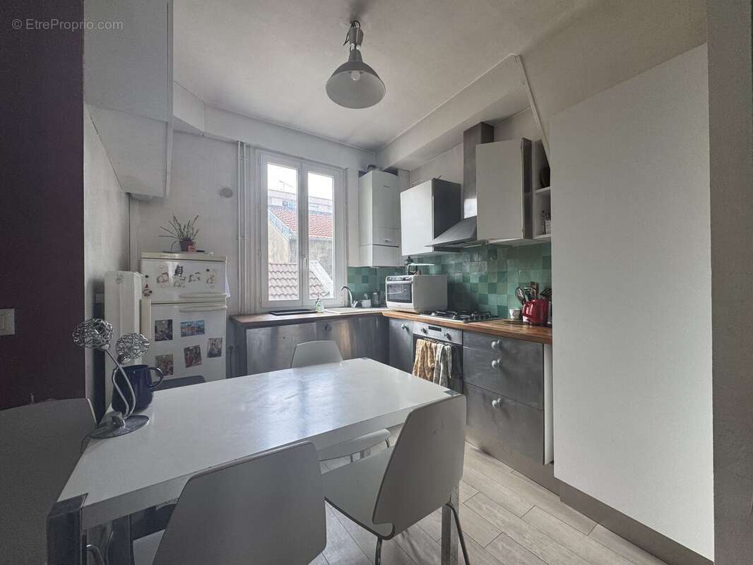 Appartement à MONTROUGE