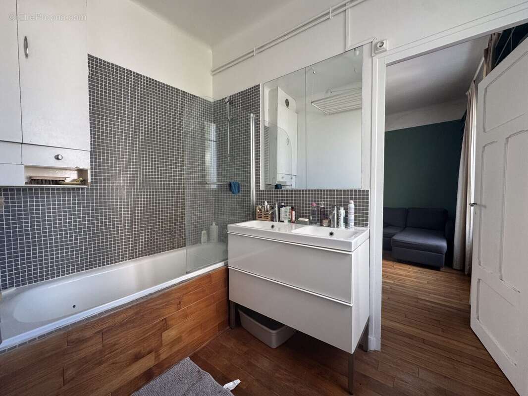 Appartement à MONTROUGE