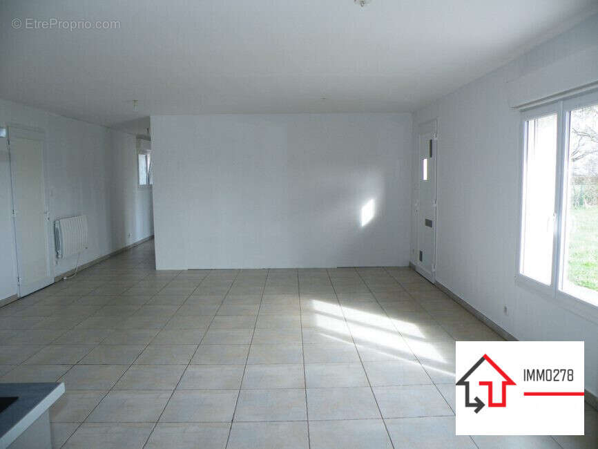 Maison à BOLLEZEELE