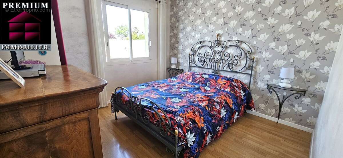 Maison à SAINT-ESTEVE