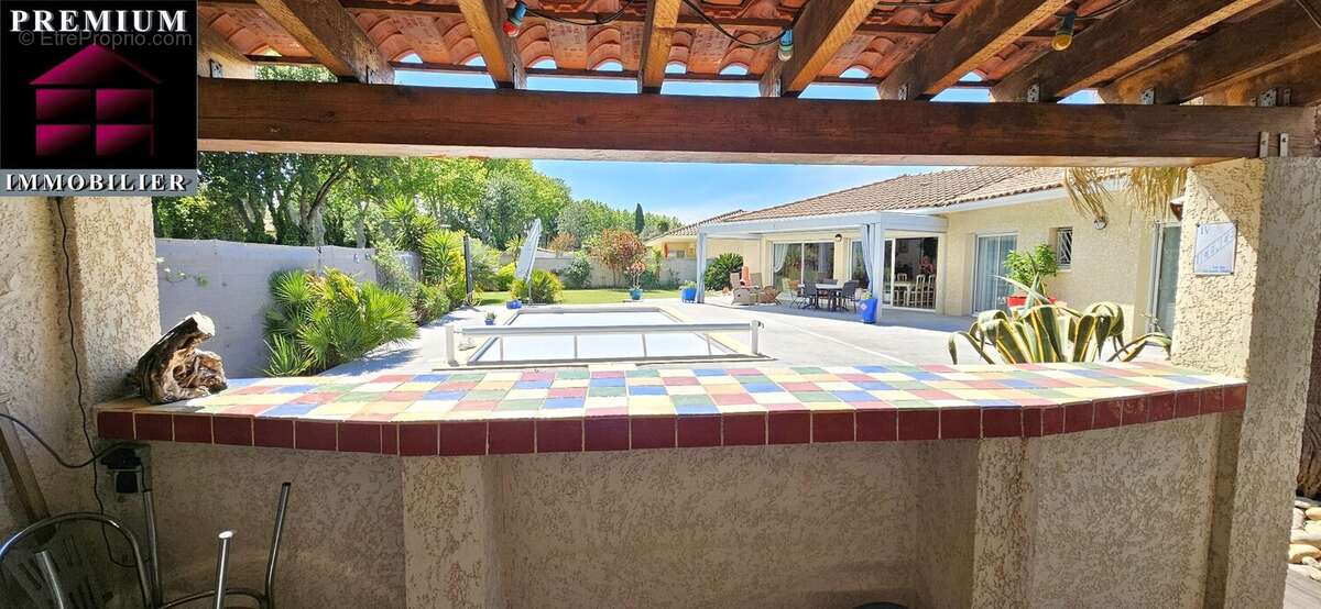 Maison à SAINT-ESTEVE