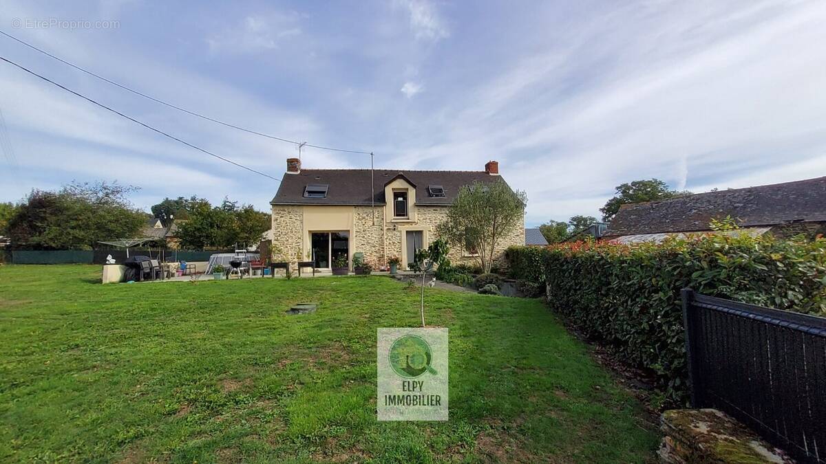 Maison à SAINTE-ANNE-SUR-VILAINE