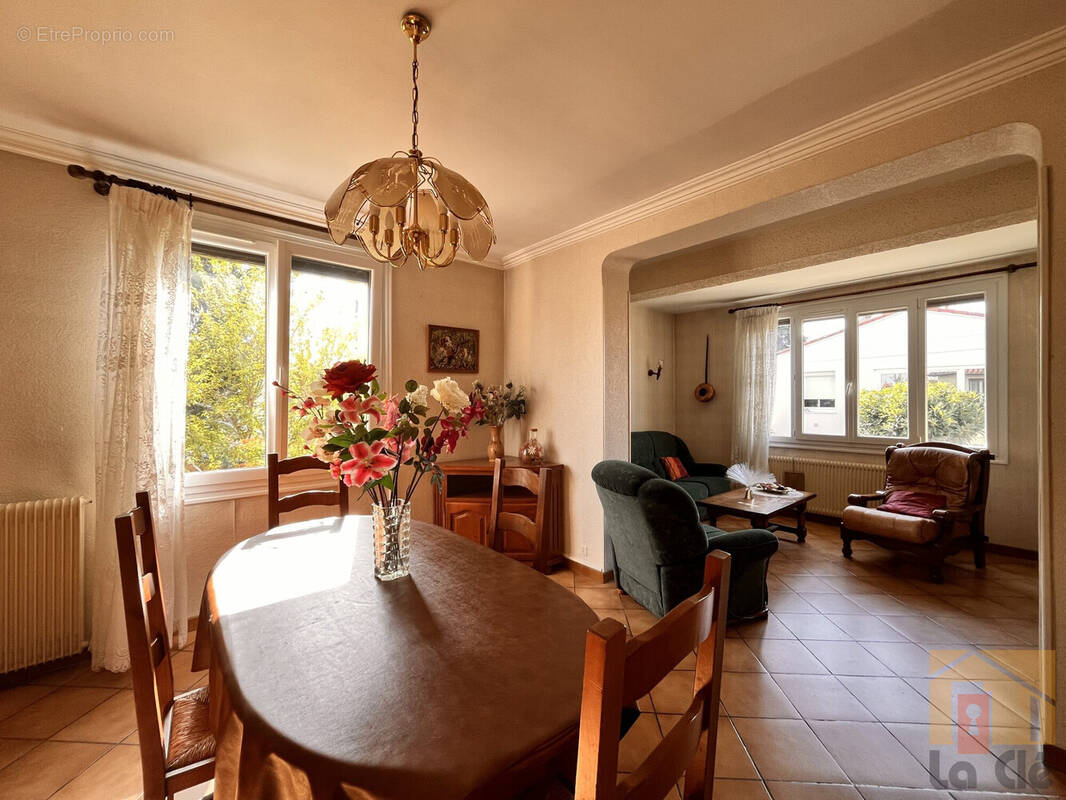 Maison à LE PASSAGE