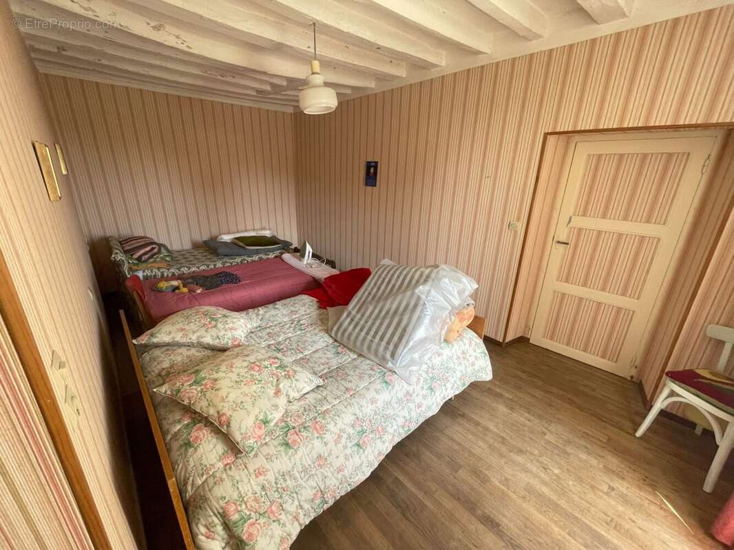 Maison à SAINT-ERBLON