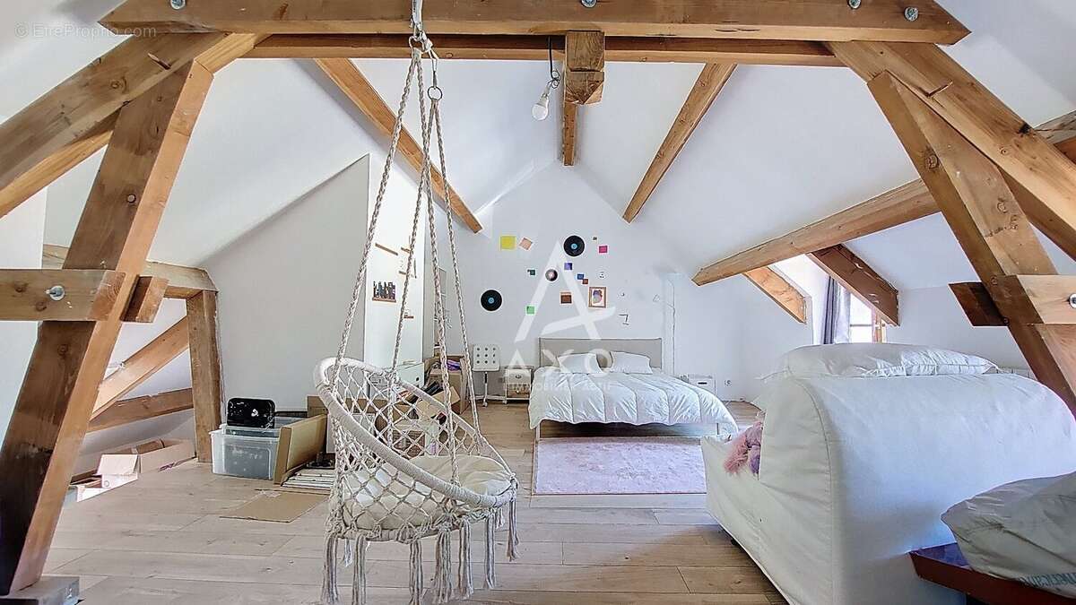 Maison à FERRIERES-EN-GATINAIS