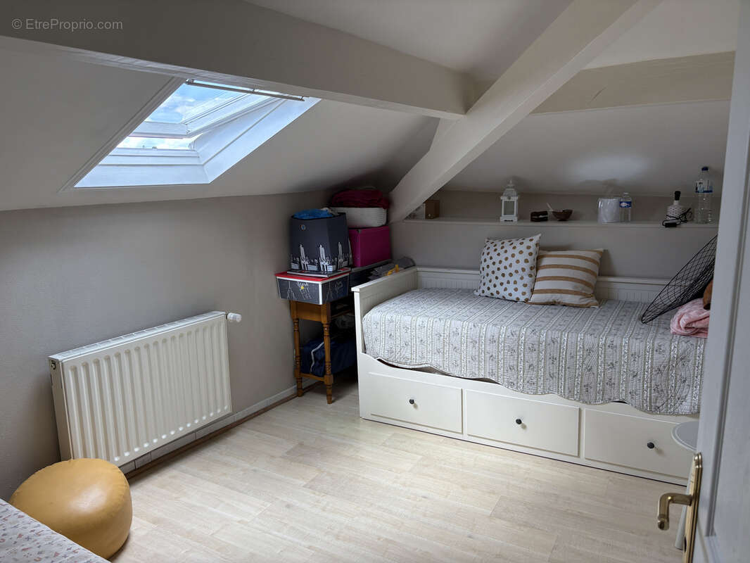 Maison à SAINT-LOUP-SUR-SEMOUSE