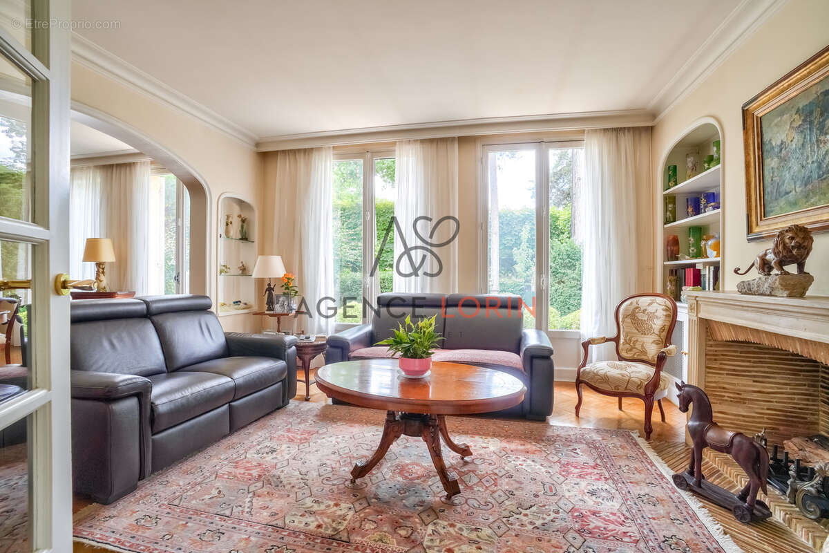 Maison à LE VESINET