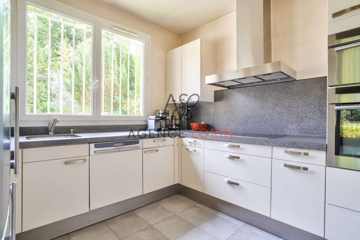 Maison à LE VESINET