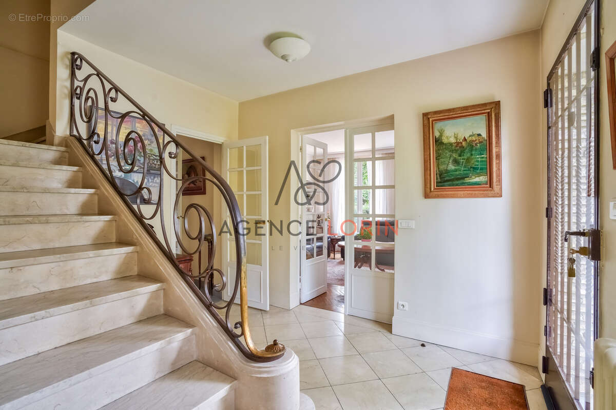 Maison à LE VESINET