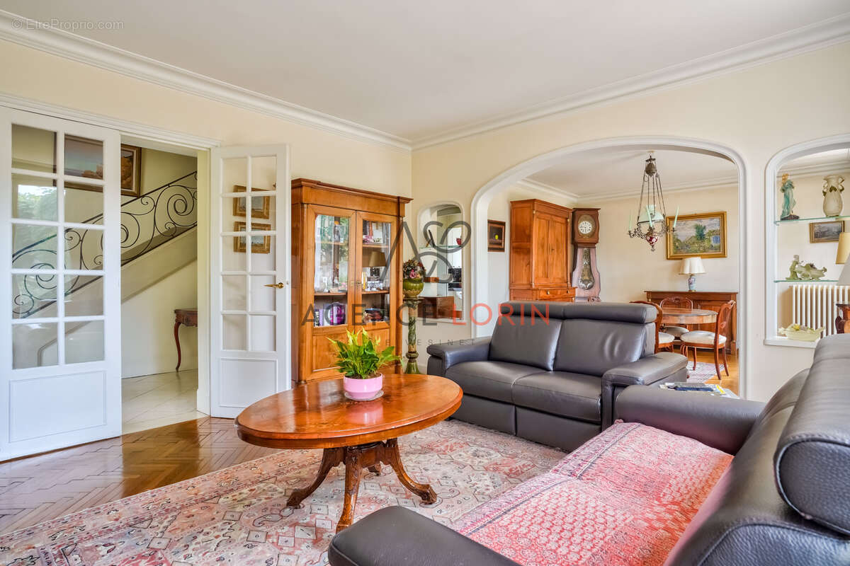 Maison à LE VESINET