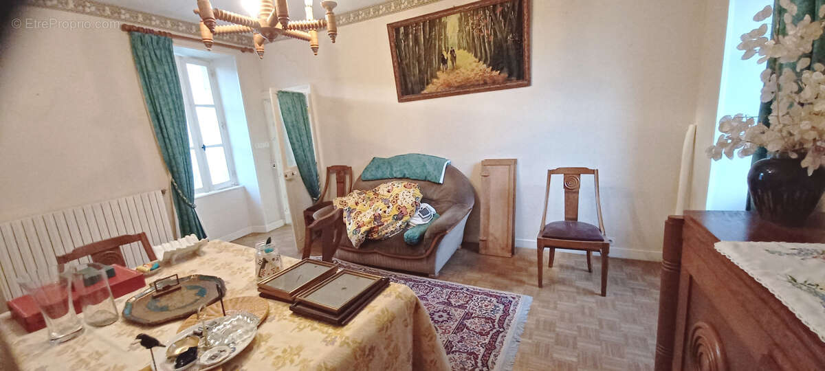 Maison à SAINT-PLAISIR