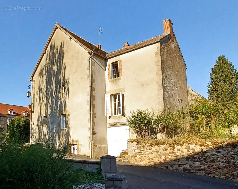 Maison à SAINT-PLAISIR