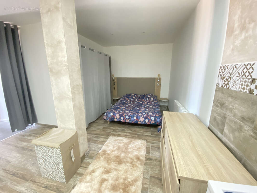 Maison à BELVEZE-DU-RAZES