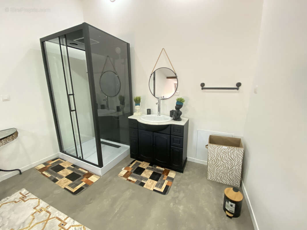 Maison à BELVEZE-DU-RAZES