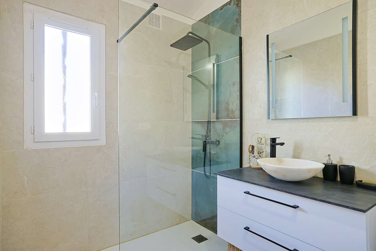 Maison à PIERREFEU-DU-VAR