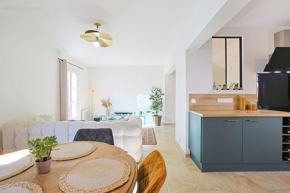 Maison à PIERREFEU-DU-VAR