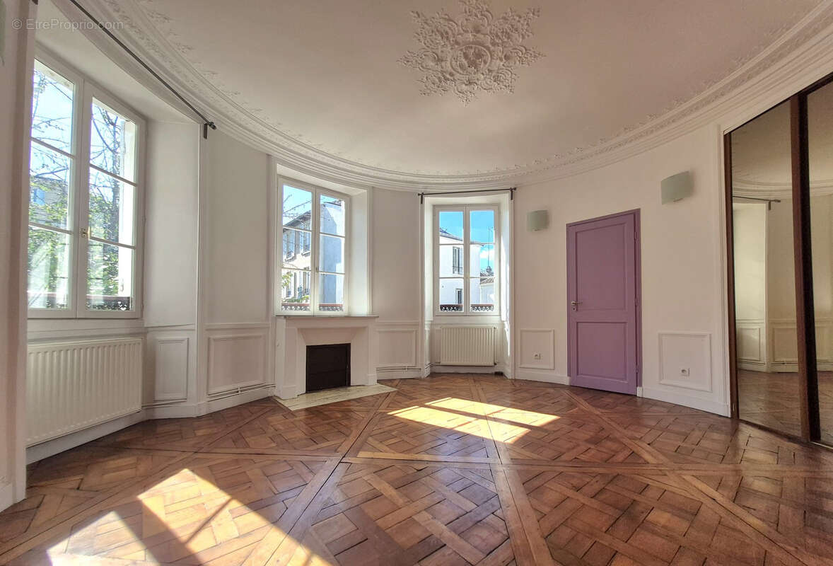 Appartement à CHOISY-LE-ROI