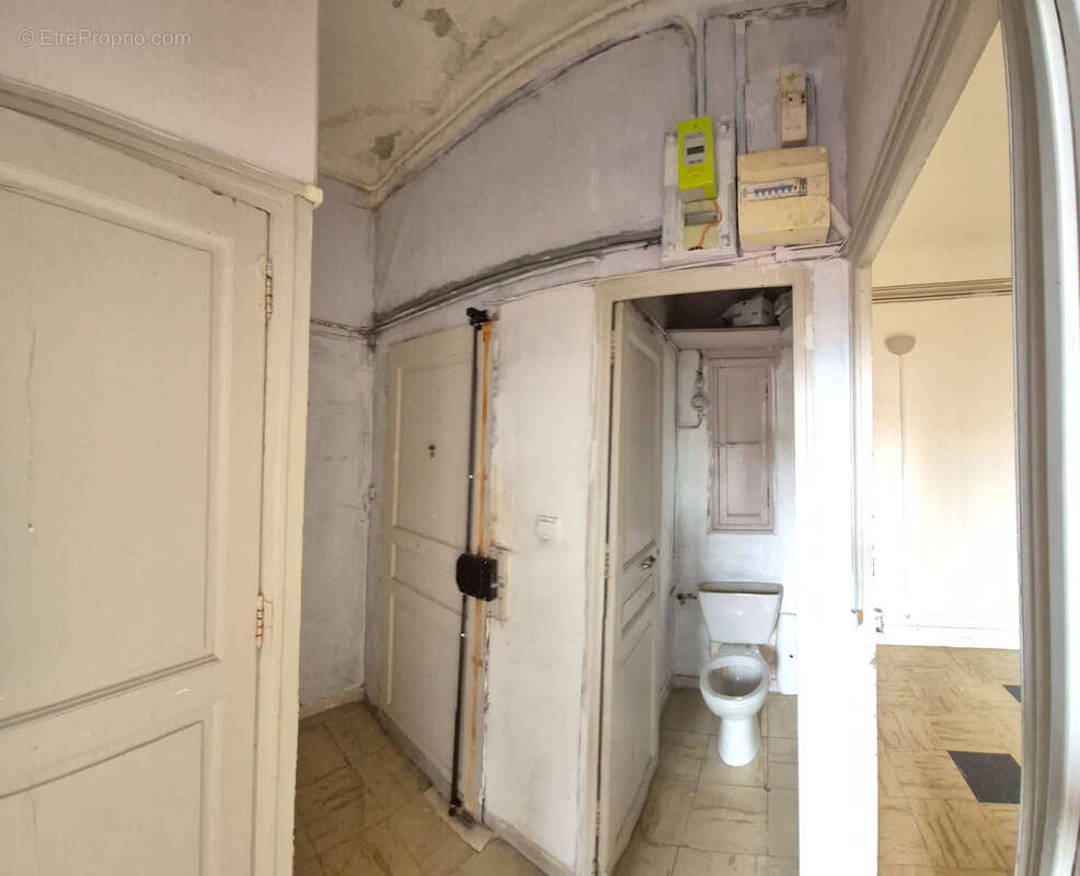 Appartement à MARSEILLE-3E