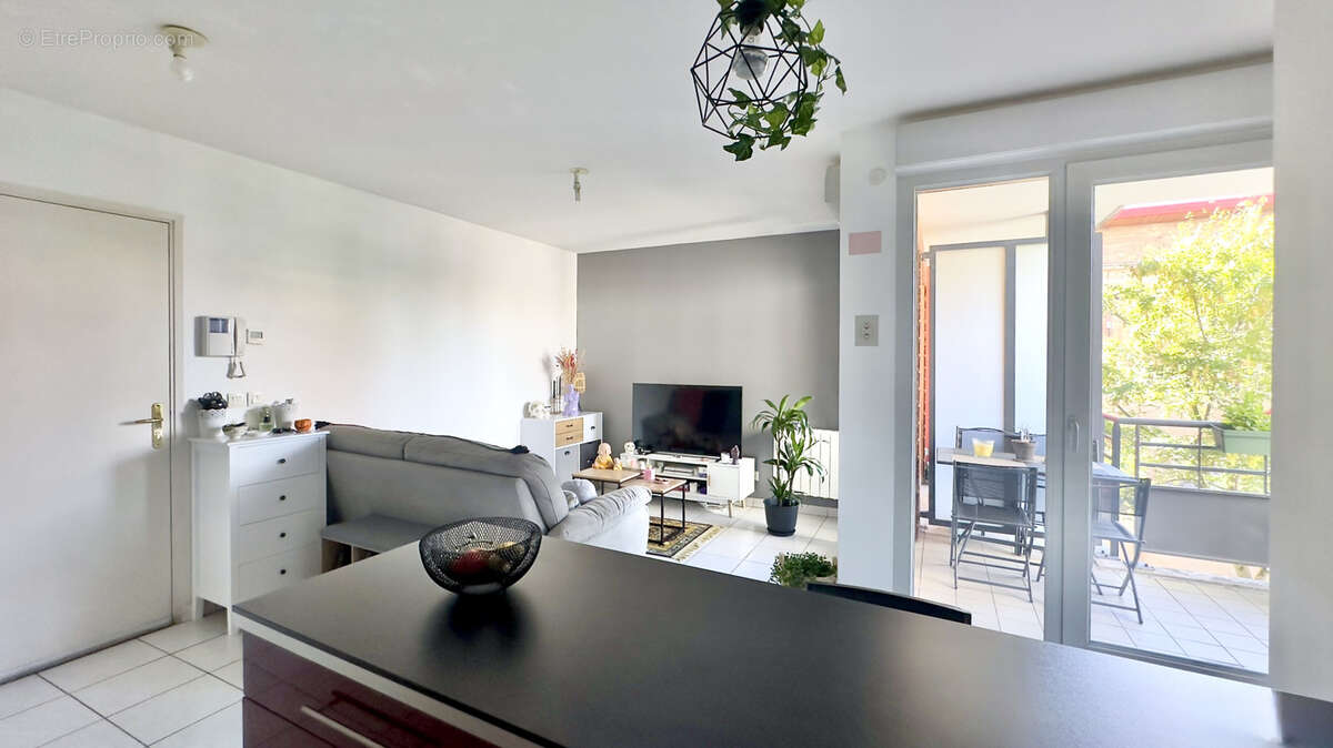Appartement à SAINTE-FOY-LES-LYON
