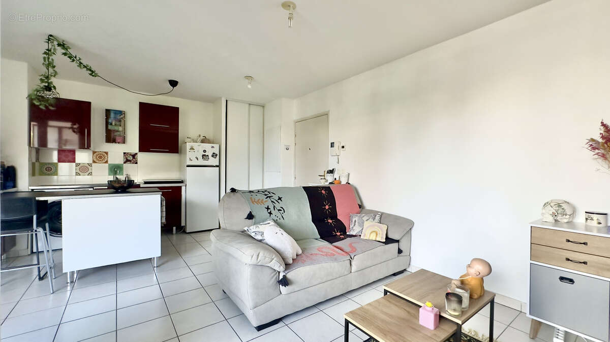 Appartement à SAINTE-FOY-LES-LYON