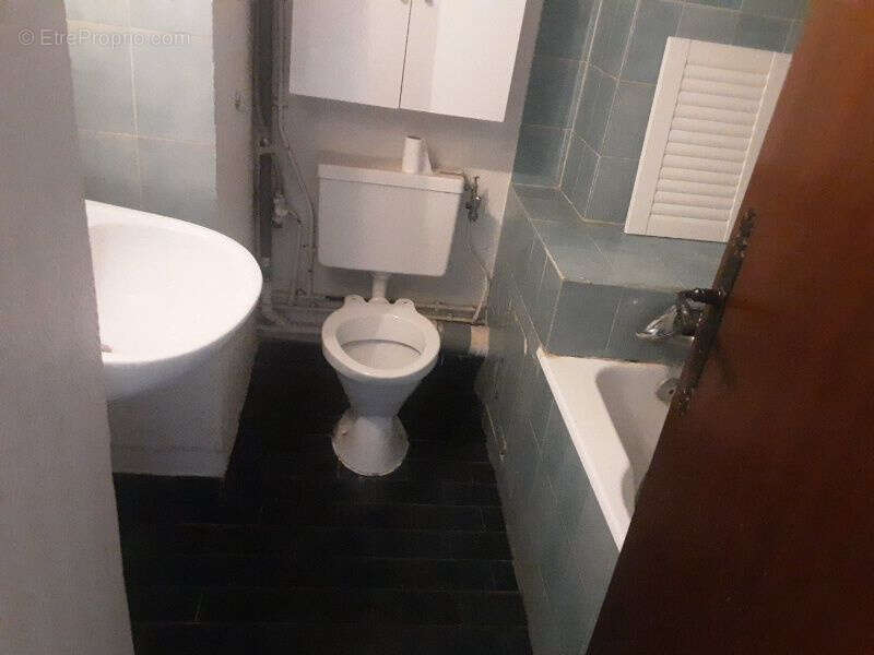 Appartement à PARIS-20E